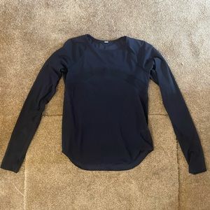 lululemon long sleeve shirt size 4